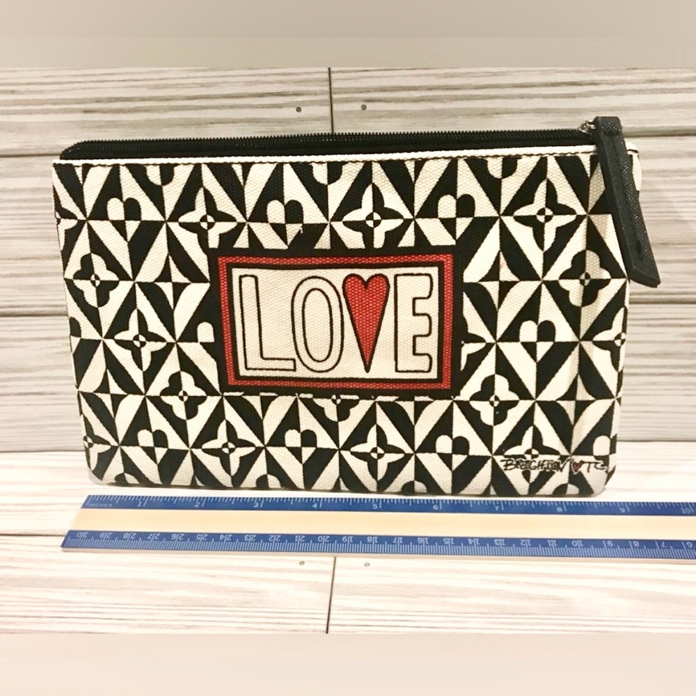 Authentic BRIGHTON Black and White LOVE jewelry/makeup bag NWOT - Picture 9 of 10